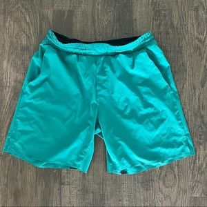 M Lululemon Men’s Channel Crossing 7” Teal Blue